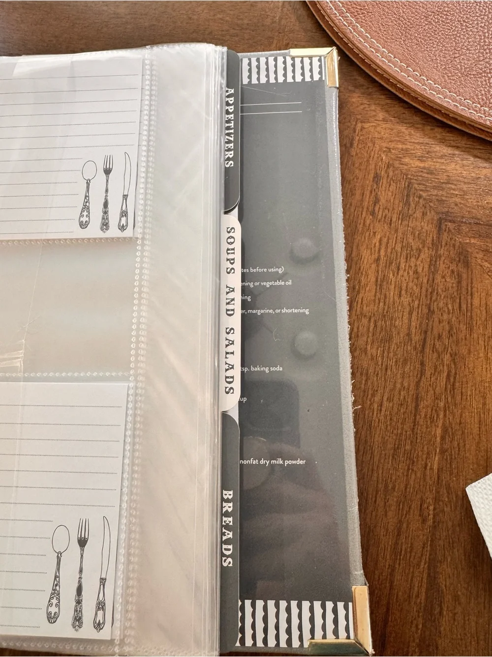 NEW CR Gibson Leatherette Recipe Binder Gray Gold 24 Recipe Cards 9 Dividers